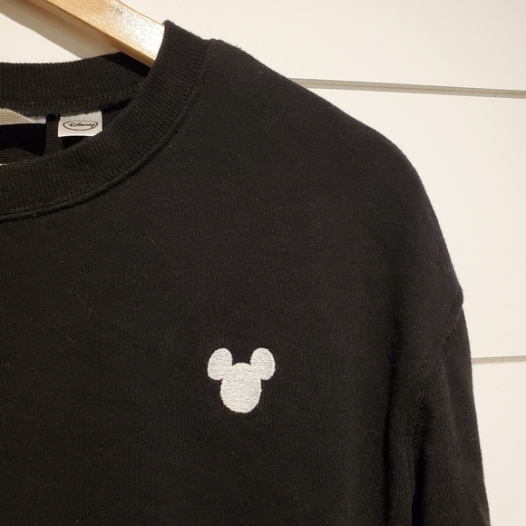 H&M Sweaters - ✨2 for $20✨H&M small crew neck sweater disney mickey mouse long sleeve black